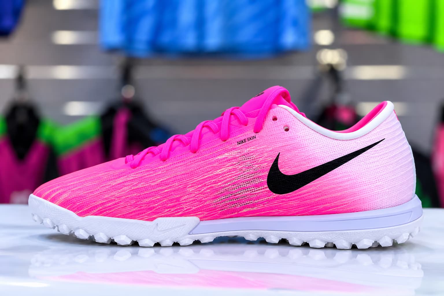 nike mercurial vapor turf pink black thumbnail 2